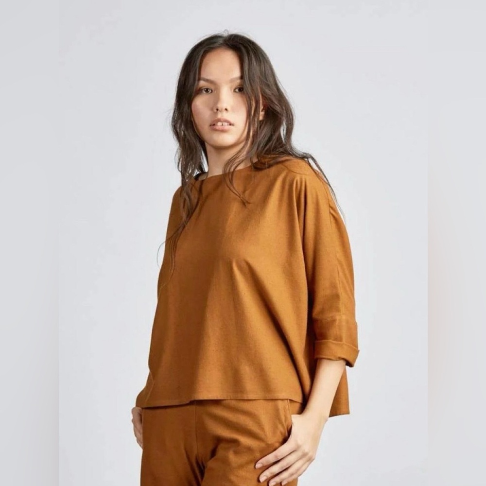 Silk Jamie & the Jones umber boxy T-top